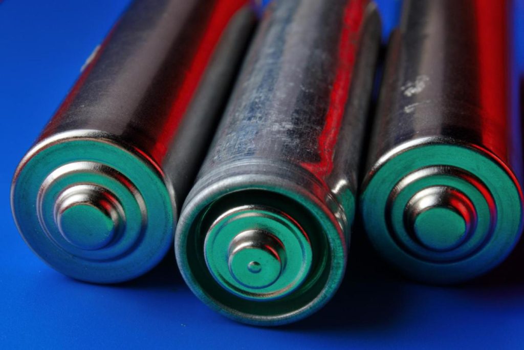 Endüstriyel Pillerin Bakımı: Uzun Ömür İçin İpuçları